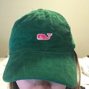Vineyard Vines courderoy hat